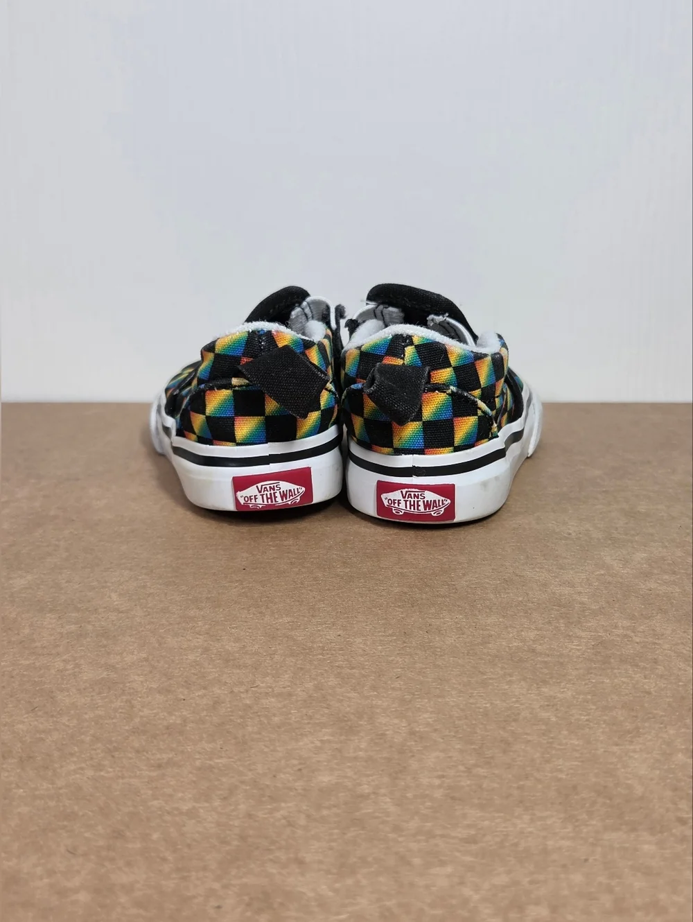 Vans Toddler Slip On V Gradient Rainbow/Check black Shoes Sz 4